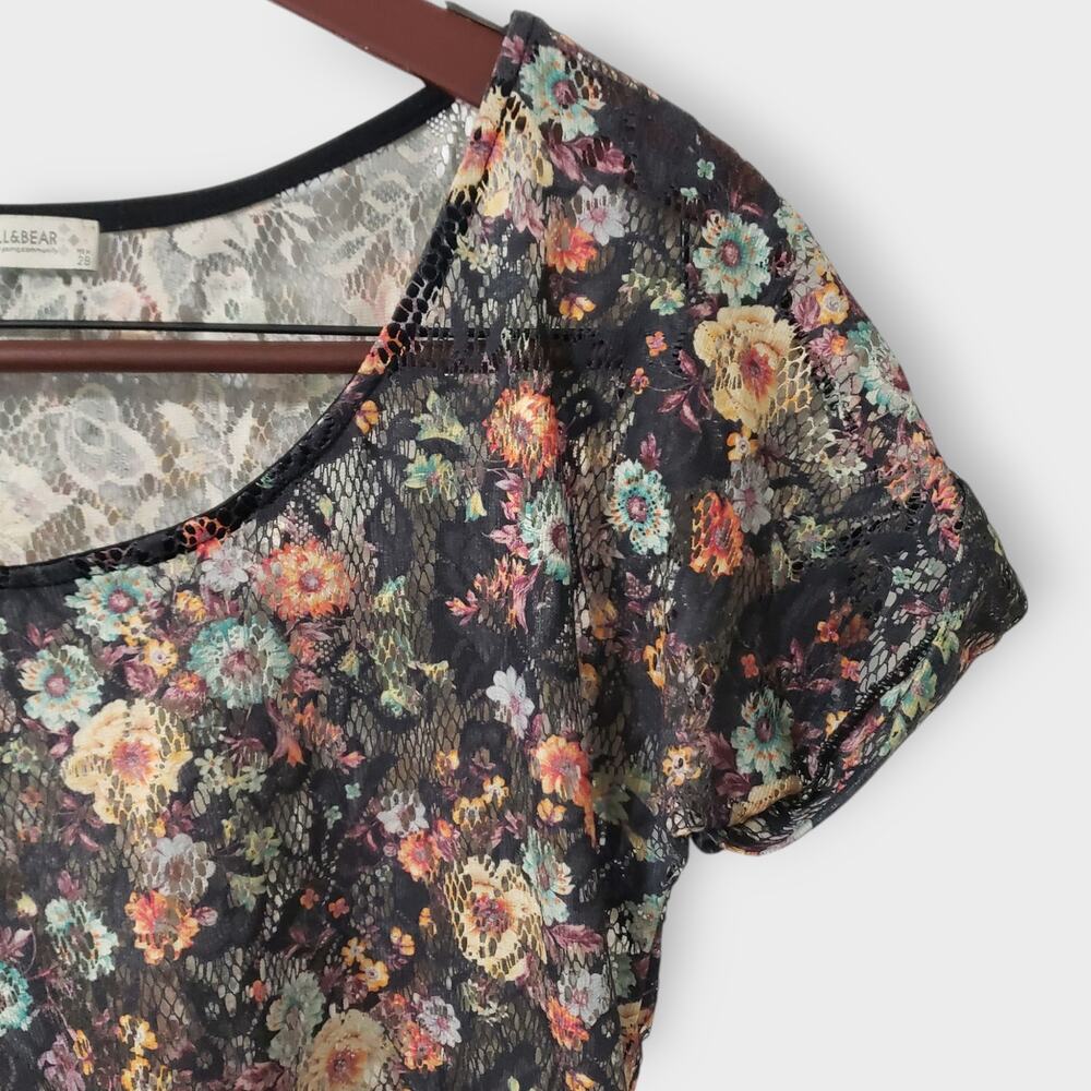 Pull & Bear Floral Crochet Lace‎ Top Medium Black Ditsy Print Y2K Sheer Grunge - Picture 2 of 10